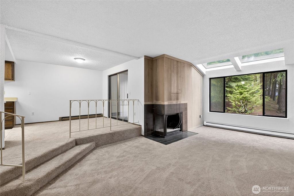 Photo of 4123 145th Avenue NE, Bellevue, WA 98007 (MLS # 2483051)