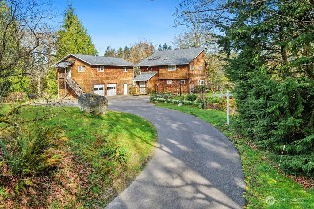 Photo of 951 Higher Ground Lane, Port Orchard, WA 98366 (MLS # 2491556)