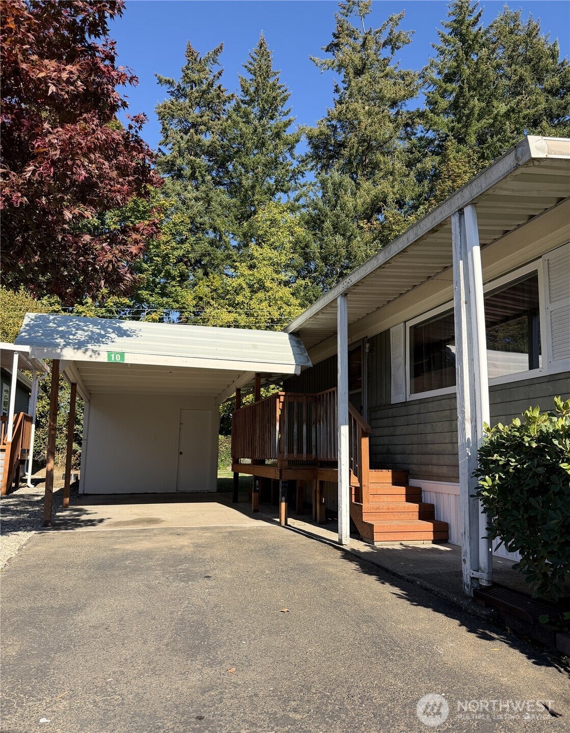 3928 21st Ave SE 10