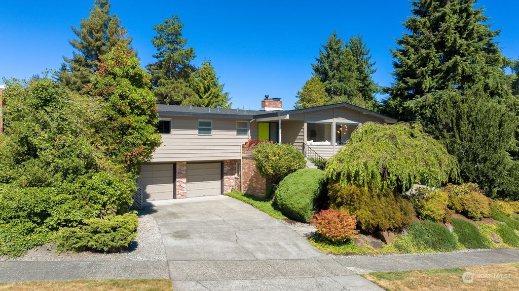Photo of 9611 42nd Avenue NE, Seattle, WA 98115 (MLS # 2139378)