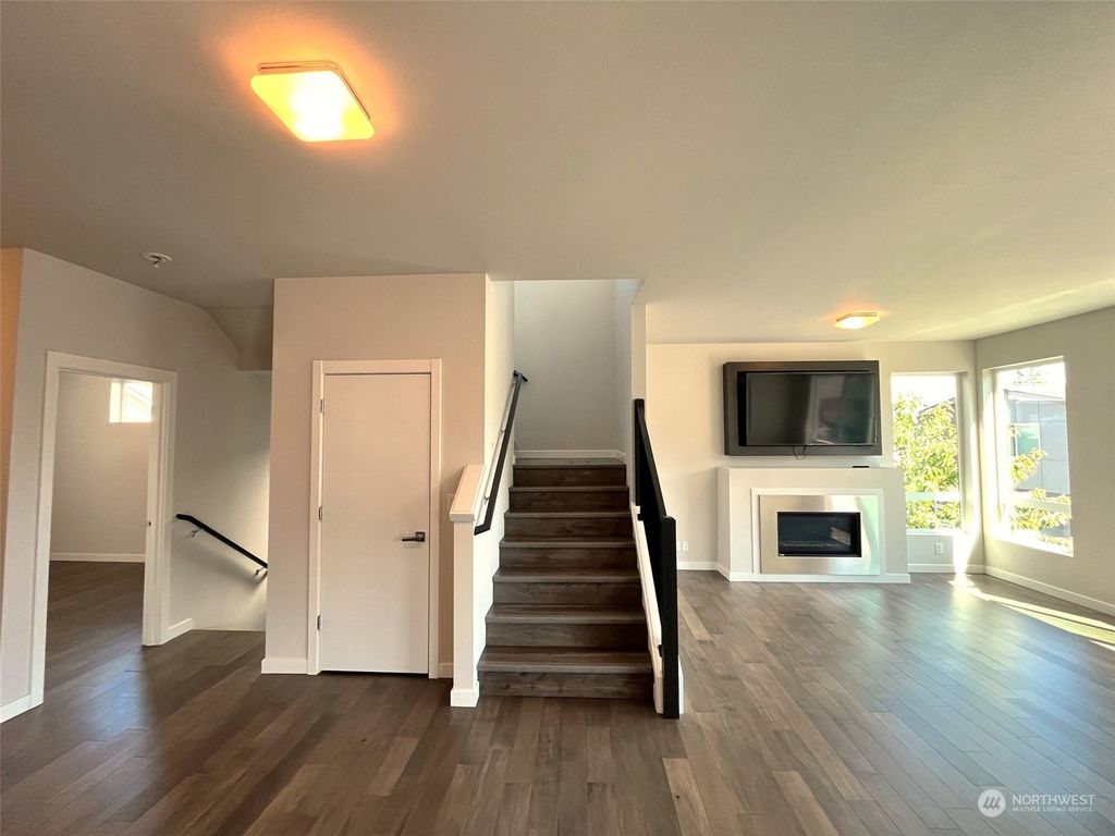 Photo of 3321 159th Lane SW, Lynnwood, WA 98087 (MLS # 2271525)