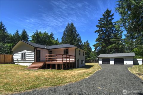 Photo of 7028 Boston Harbor Road NE, Olympia, WA 98506 (MLS # 2551903)