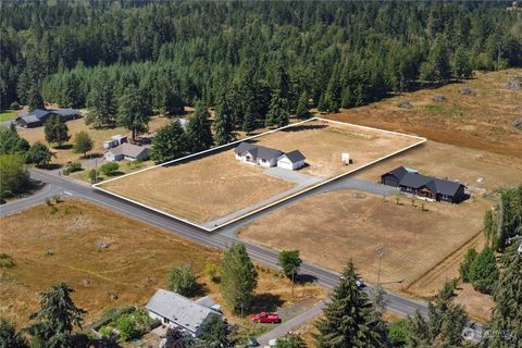 A home in Winlock