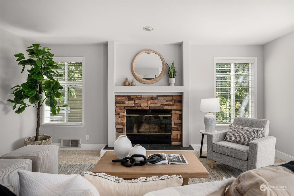 Photo of 6711 110th Avenue NE #B3, Kirkland, WA 98033 (MLS # 2259761)