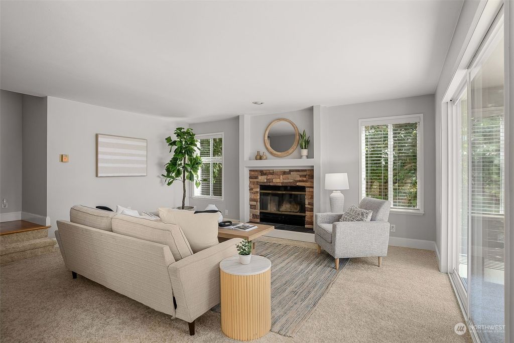 Photo of 6711 110th Avenue NE #B3, Kirkland, WA 98033 (MLS # 2259761)