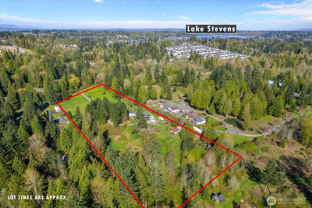 Photo of 12411 Machias Cutoff, Lake Stevens, WA 98258 (MLS # 2361387)