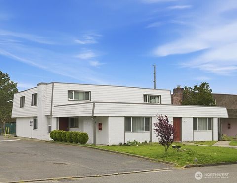 16 147th Avenue SE Bellevue WA 98007