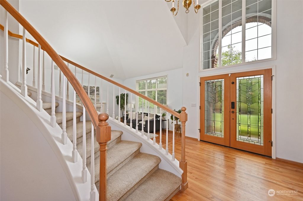 Photo of 4992 173rd Place, Bellevue, WA 98006 (MLS # 2240666)
