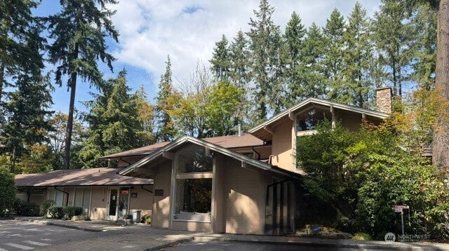 Photo of 1551 116th Avenue NE, Bellevue, WA 98004 (MLS # 2576946)