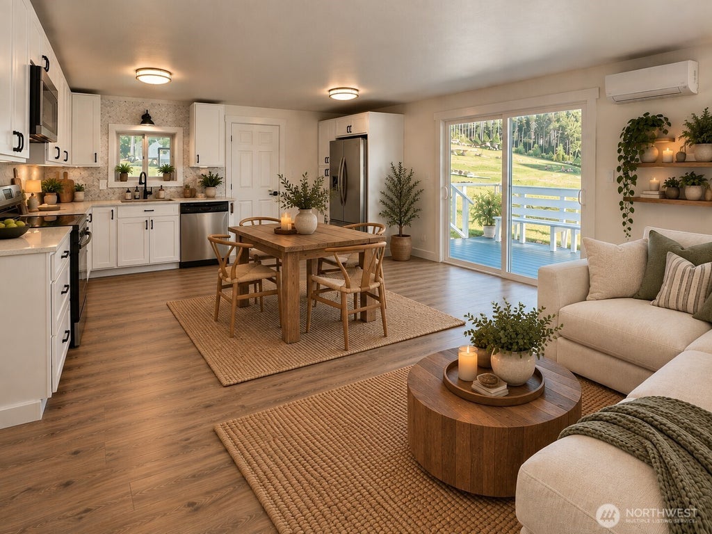 Photo of 309 Camp Creek Road, Montesano, WA 98563 (MLS # 2582234)