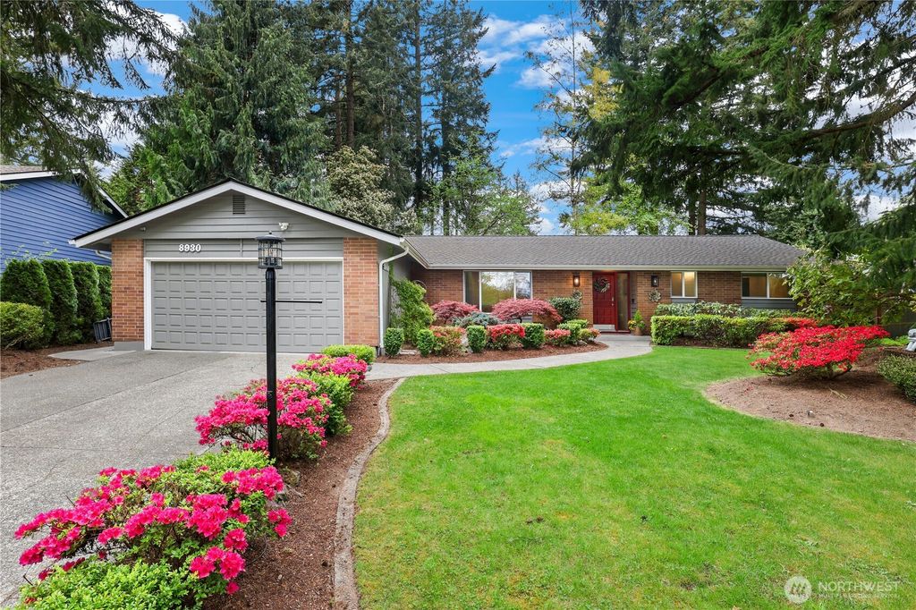 Photo of 8930 Park Ridge Drive W, University Place, WA 98467 (MLS # 2511895)