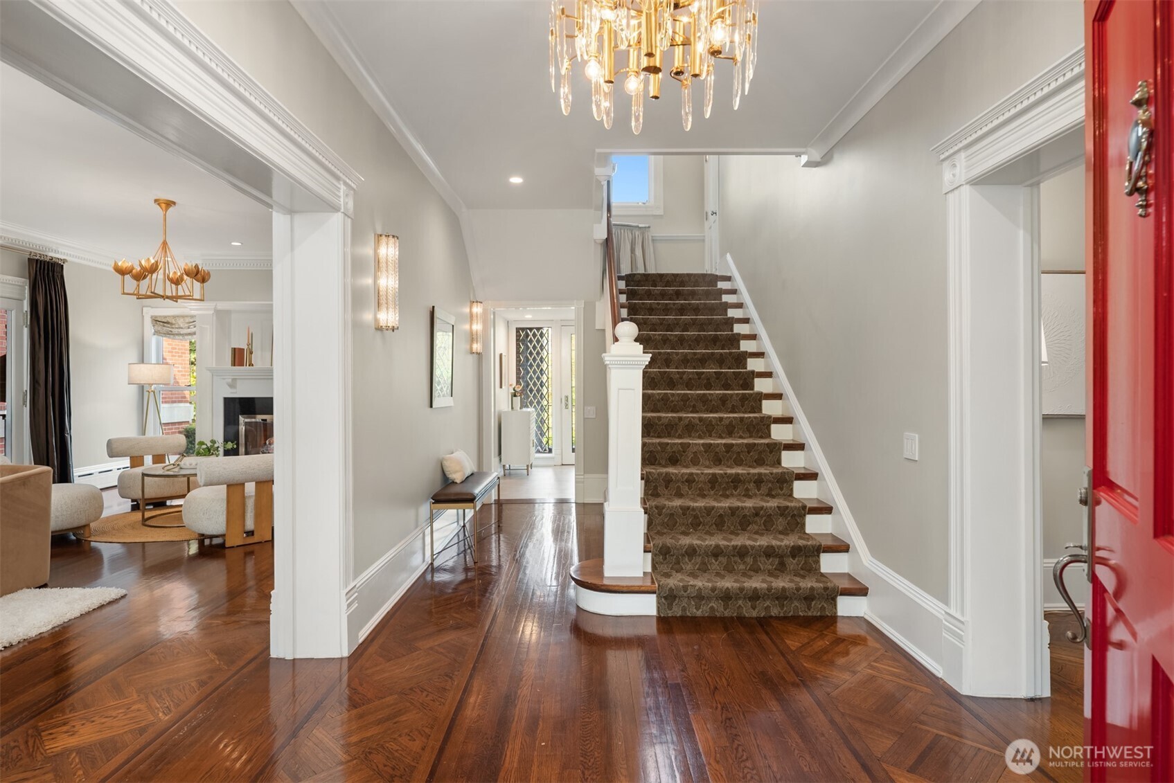 718 E Aloha Street 10