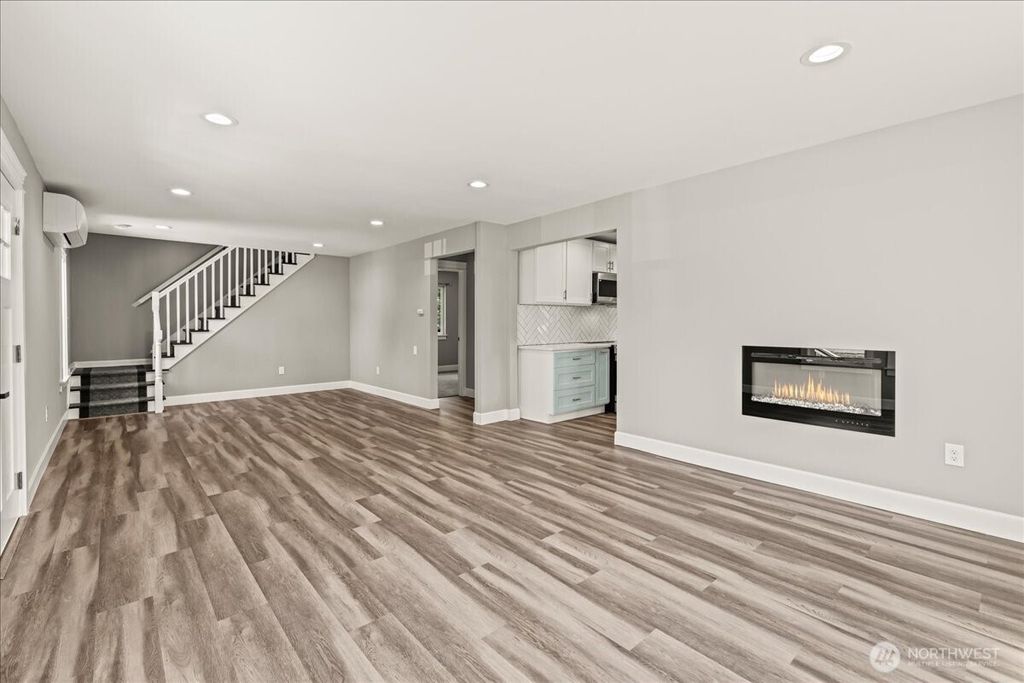 Photo of 821 15th Street, Bremerton, WA 98337 (MLS # 2477262)