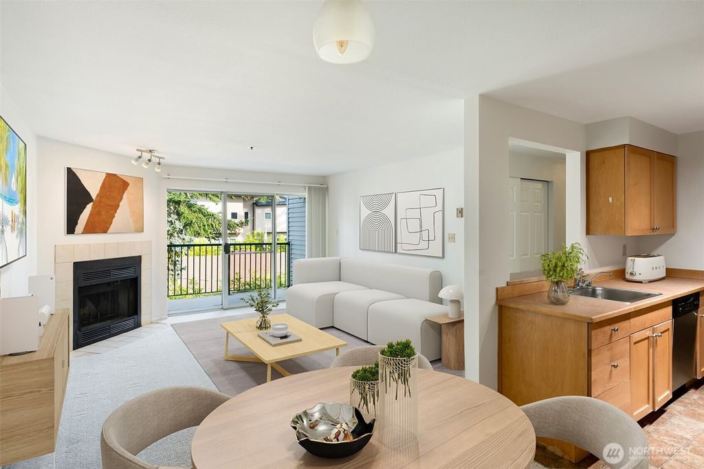 Photo of 1522 NE 175th Street #407, Shoreline, WA 98155 (MLS # 2365186)