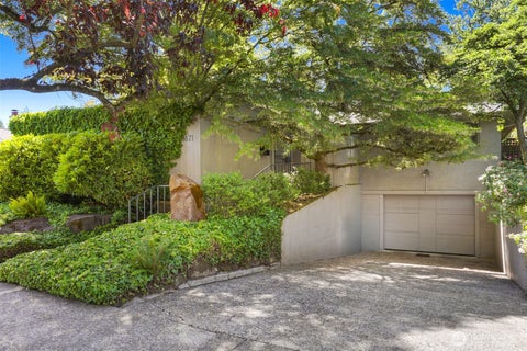 Photo of 1871 40th Avenue E, Seattle, WA 98112 (MLS # 2539587)