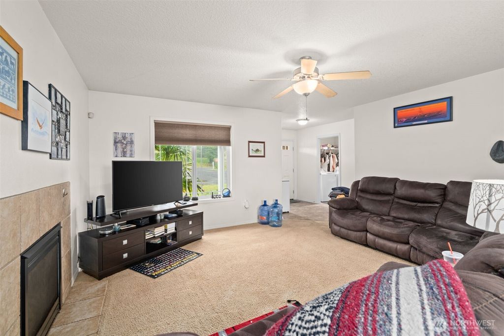 Photo of 901 344th Street, Ocean Park, WA 98640 (MLS # 2495720)