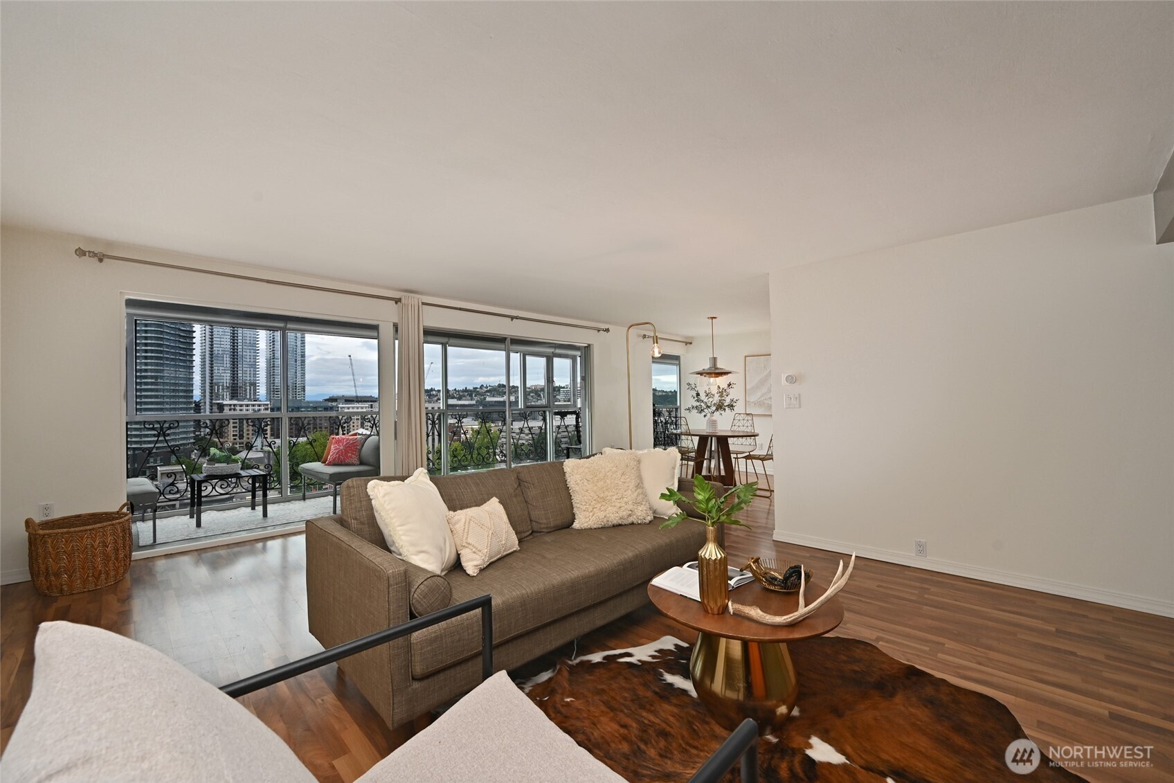 1740 Melrose Avenue 802