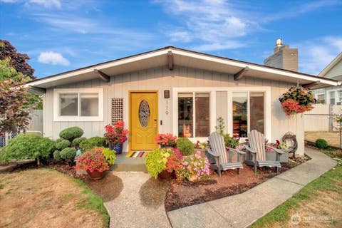 Photo of 119 S Dunham Avenue, Arlington, WA 98223 (MLS # 2567991)