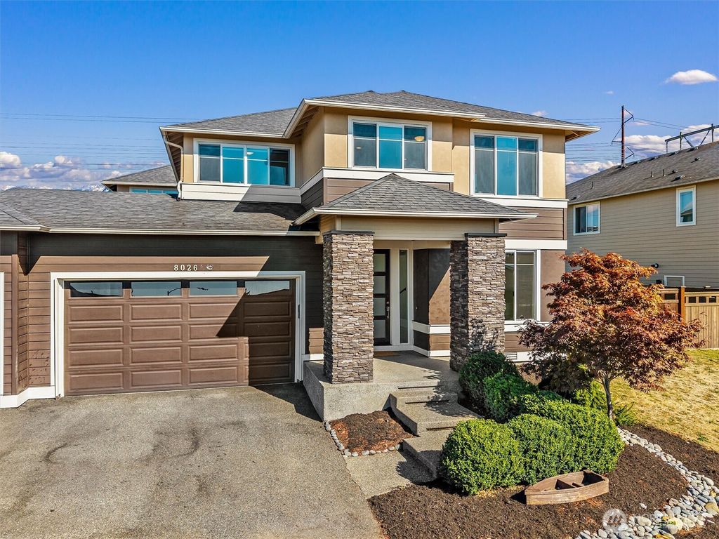 Photo of 8026 11th Place SE, Lake Stevens, WA 98258 (MLS # 2440707)