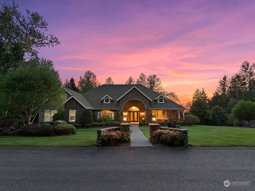 Photo of 8002 127th Avenue SE, Snohomish, WA 98290 (MLS # 2045309)