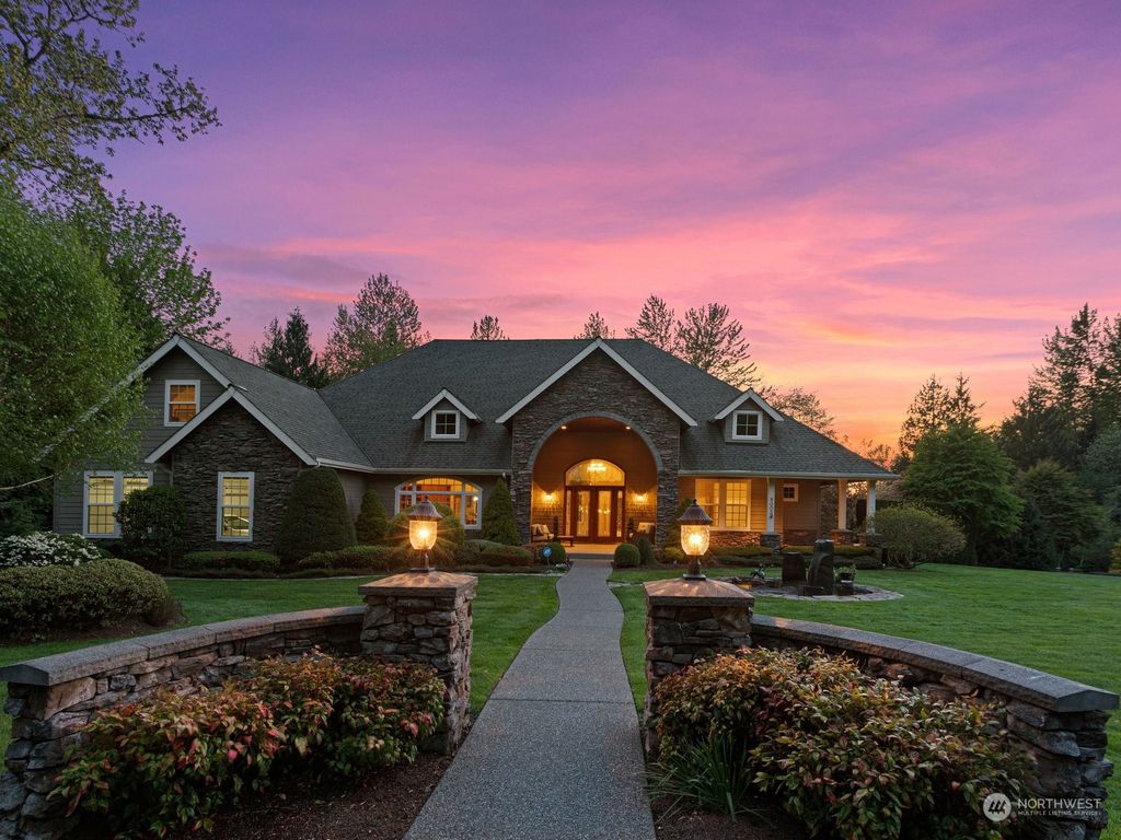Photo of 8002 127th Avenue SE, Snohomish, WA 98290 (MLS # 2045309)