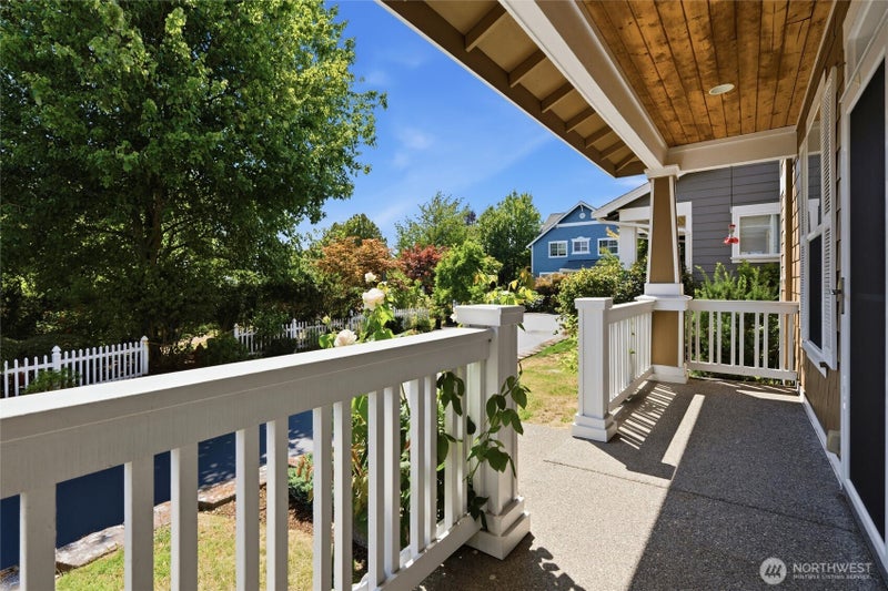 104 NE Whimbrel Lane