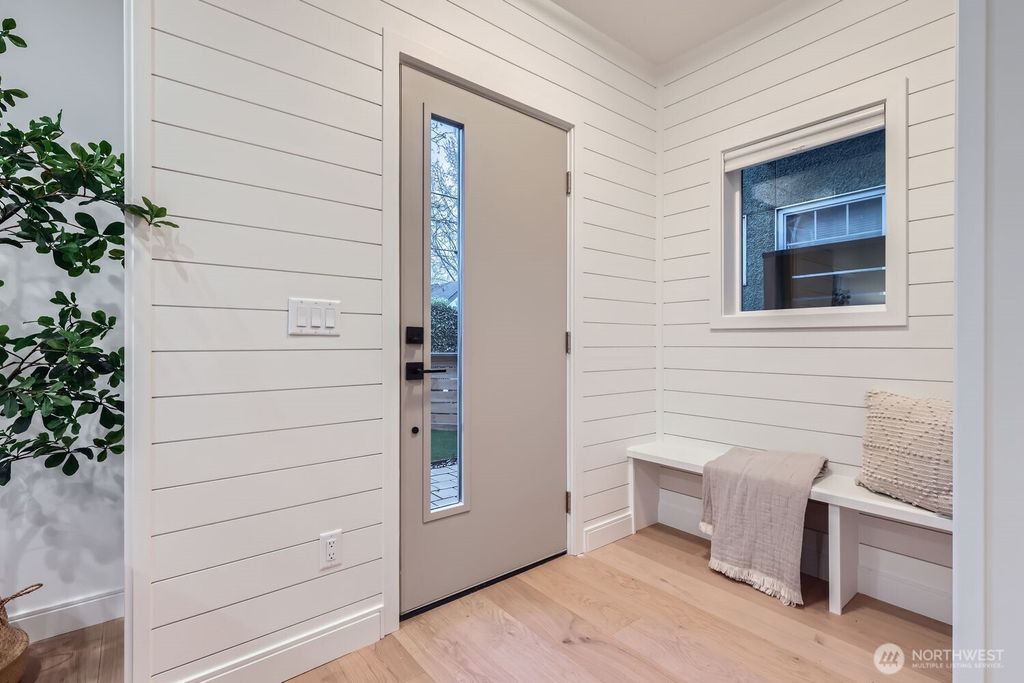 Photo of 519 22nd Avenue, Seattle, WA 98122 (MLS # 2339437)