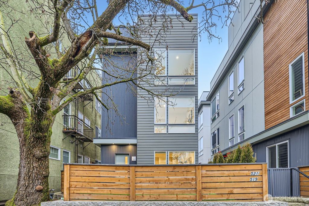 Photo of 519 22nd Avenue, Seattle, WA 98122 (MLS # 2339437)