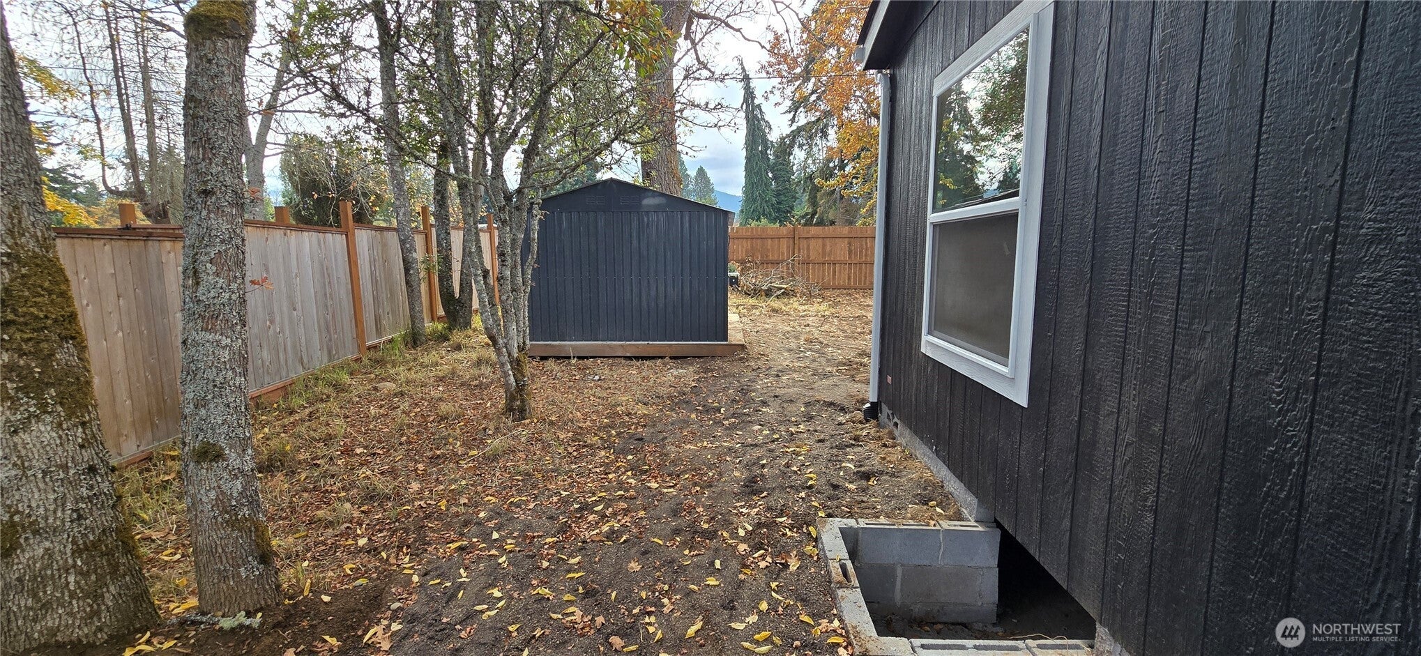 1126 W Lauridsen