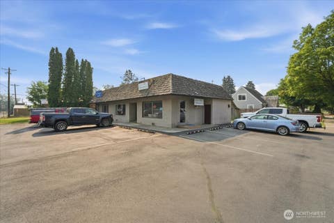 Photo of 21 W 4th Avenue, Omak, WA 98841 (MLS # 2564017)
