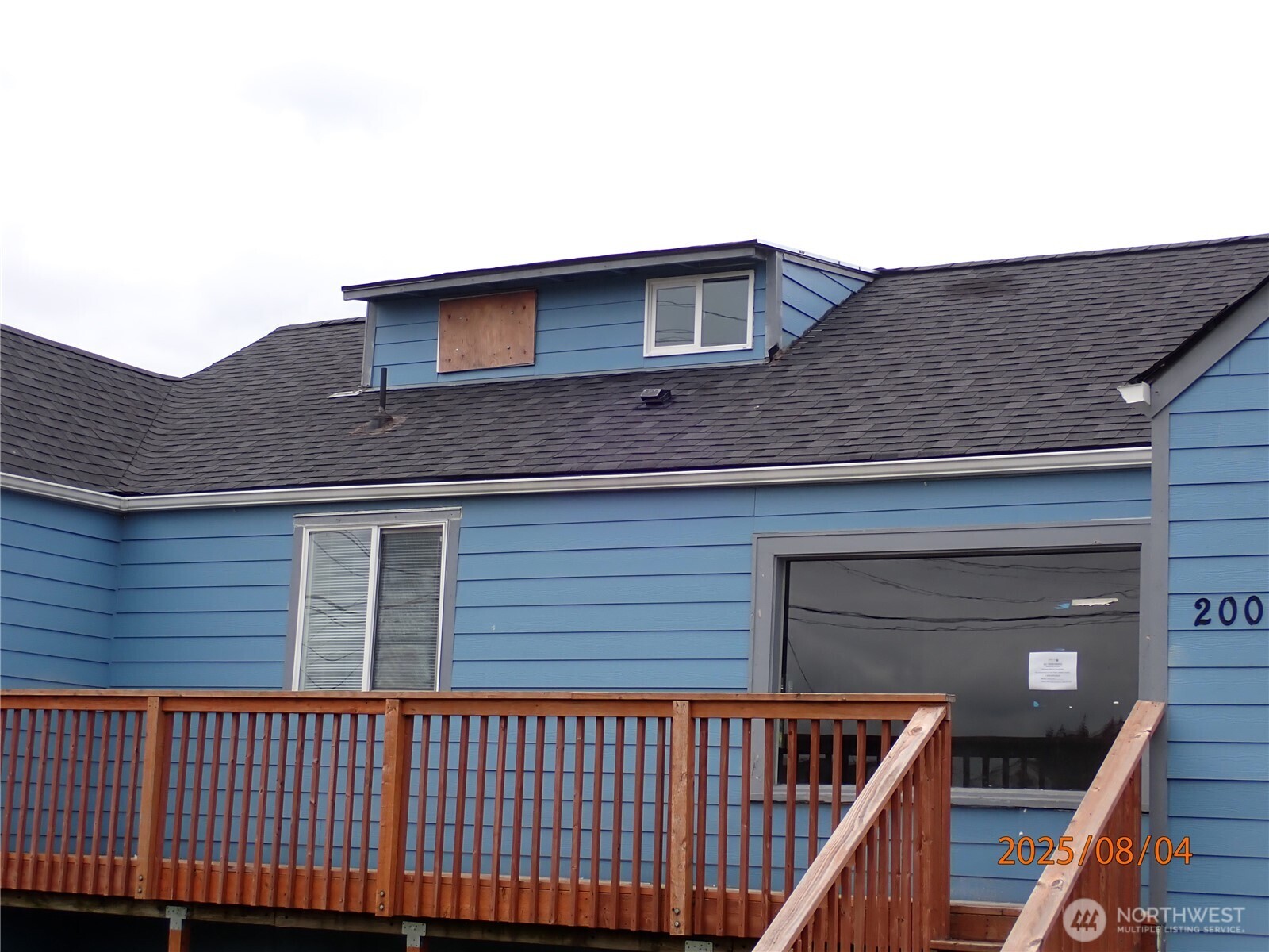 2002 Pacific Avenue