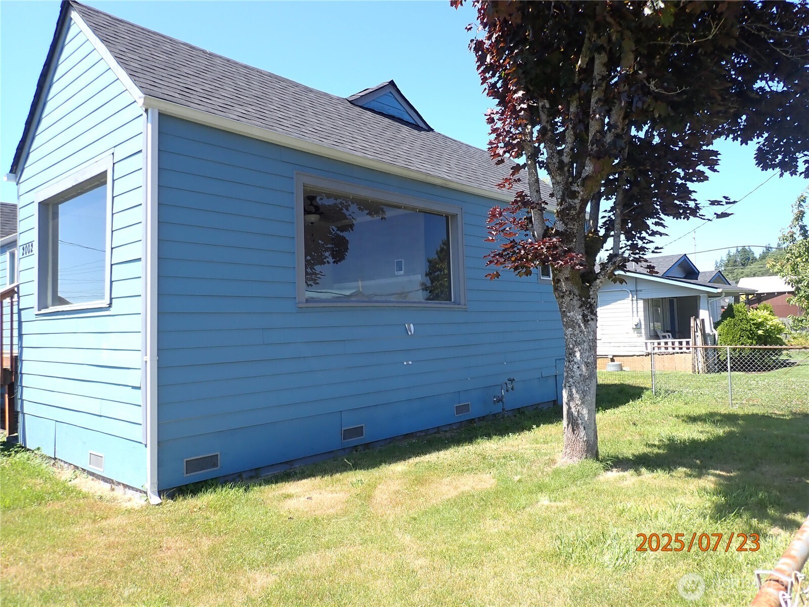 2002 Pacific Avenue