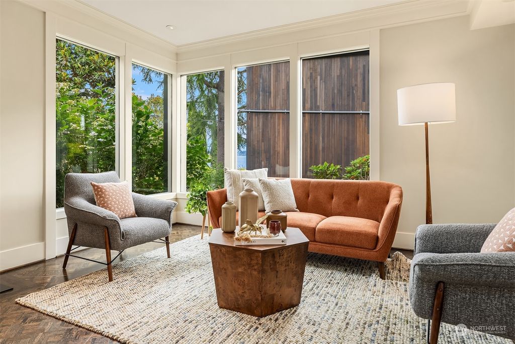 Photo of 3811 E Alder St, Seattle, WA 98122 (MLS # 2271284)