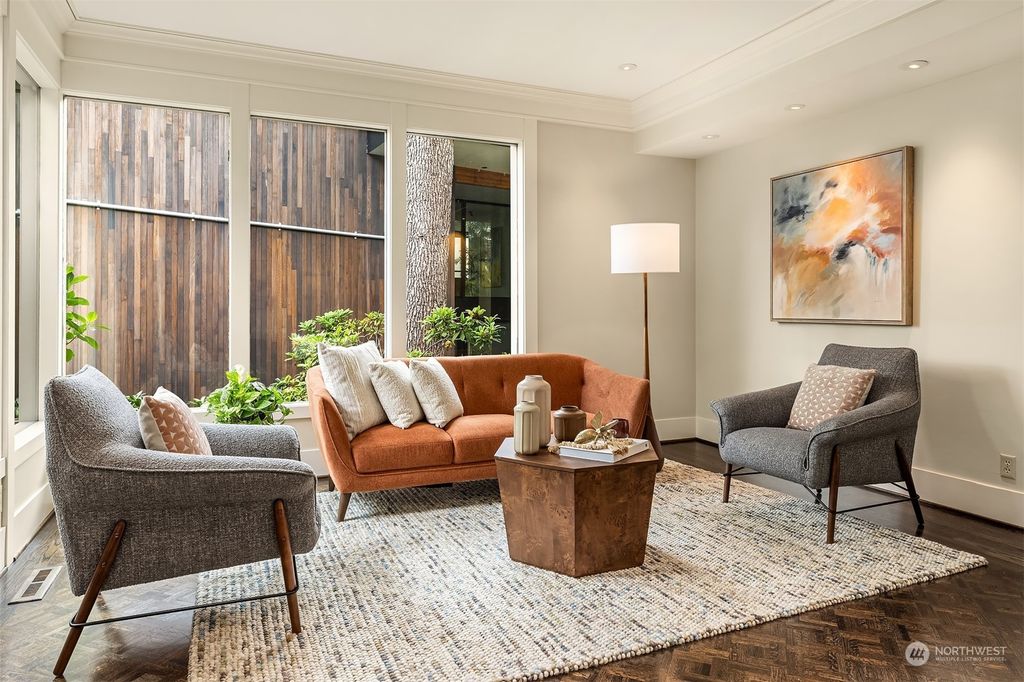 Photo of 3811 E Alder St, Seattle, WA 98122 (MLS # 2271284)