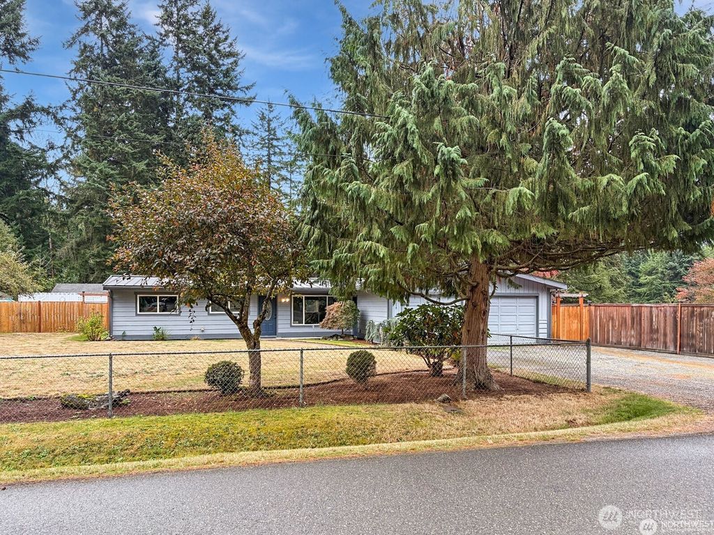 Photo of 18228 118th Avenue SE, Renton, WA 98058 (MLS # 2443064)