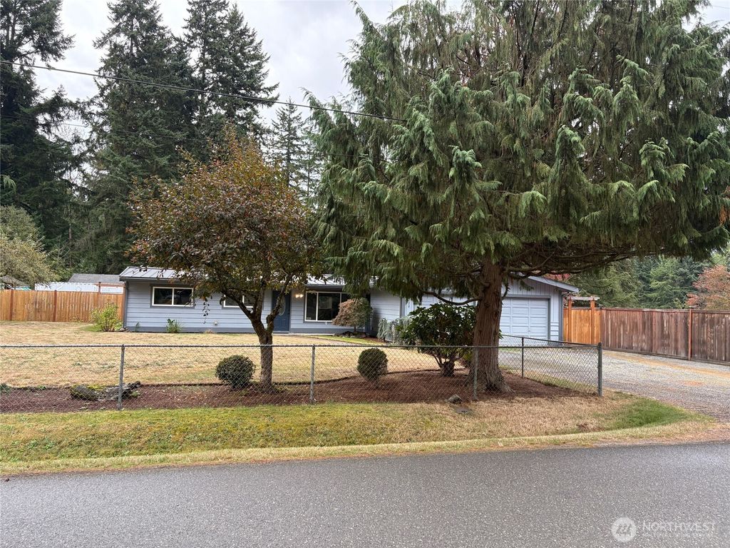 Photo of 18228 116th Avenue SE, Renton, WA 98058 (MLS # 2443064)