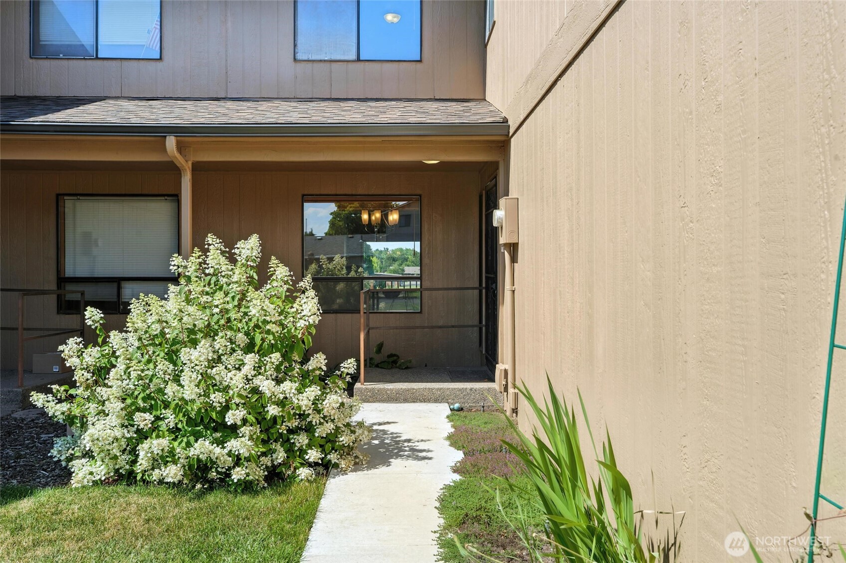 1204 Lancer Drive