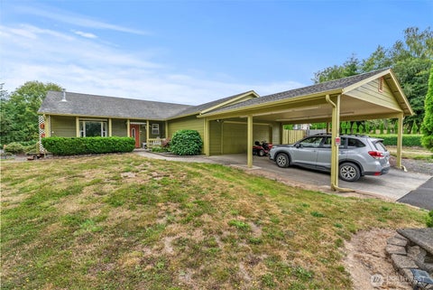 Photo of 10 Par Drive, Cathlamet, WA 98612 (MLS # 2574906)