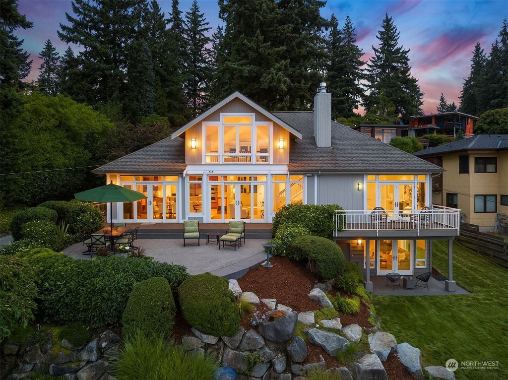 Photo of 2246 Killarney Way Way, Bellevue, WA 98004 (MLS # 2168653)