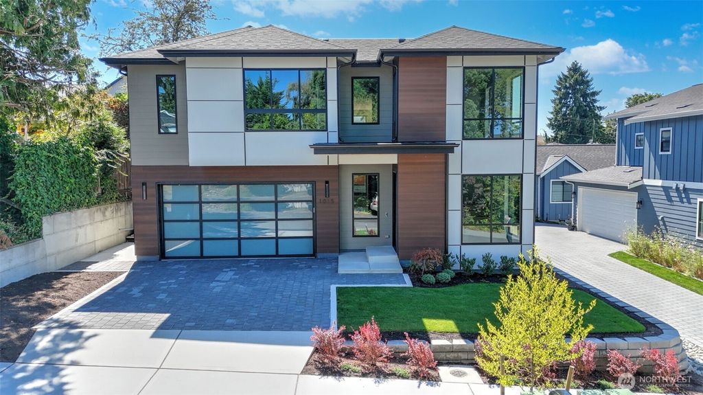 Photo of 1015 N 35th Street, Renton, WA 98056 (MLS # 2424461)