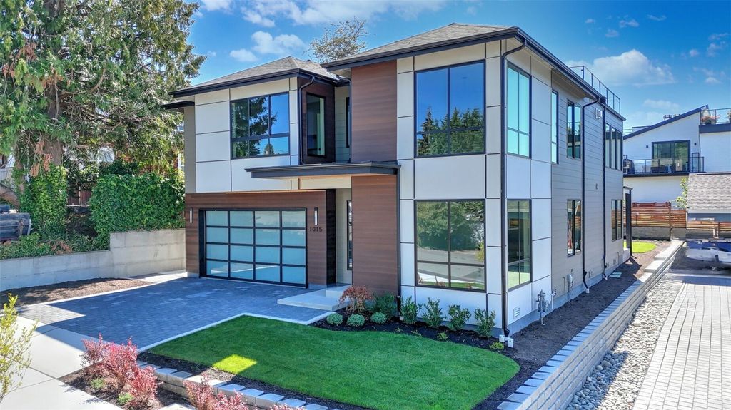 Photo of 1015 N 35th Street, Renton, WA 98056 (MLS # 2424461)