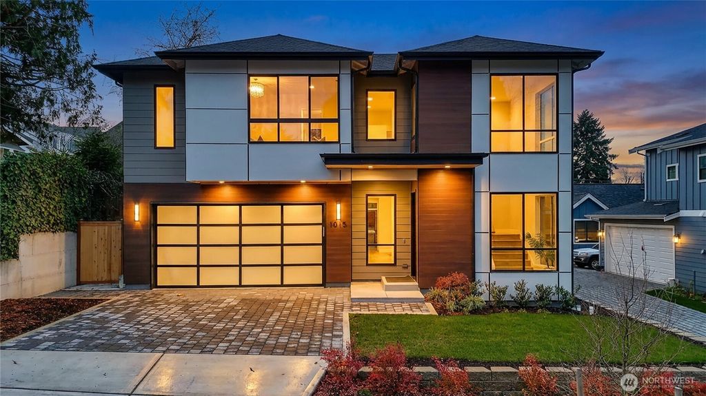 Photo of 1015 N 35th Street, Renton, WA 98056 (MLS # 2424461)