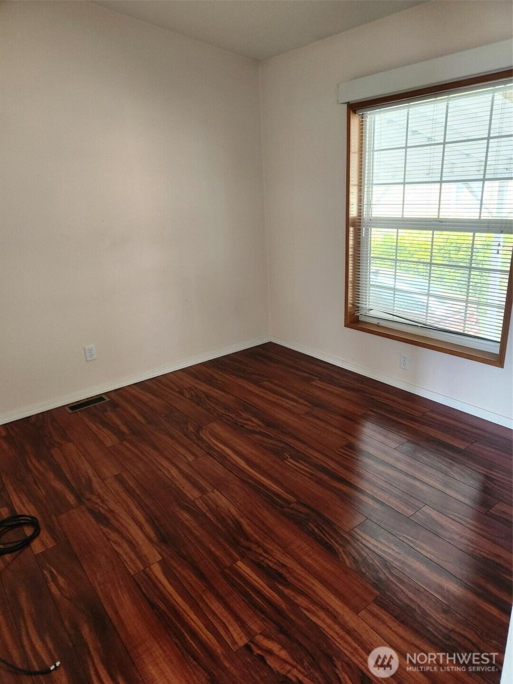 Photo of 11540 SE 309th St, Auburn, WA 98092 (MLS # 2505538)