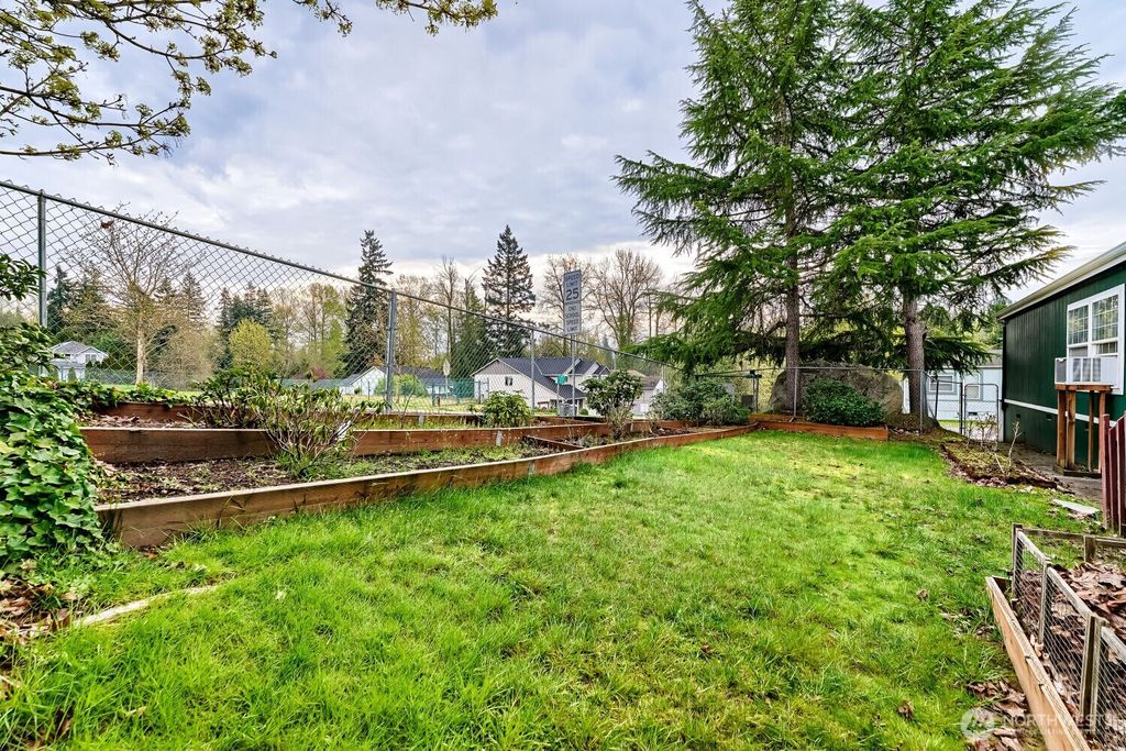 Photo of 11540 SE 309th St, Auburn, WA 98092 (MLS # 2505538)