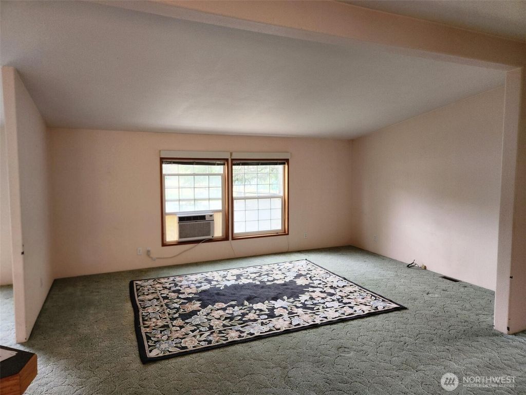 Photo of 11540 SE 309th St, Auburn, WA 98092 (MLS # 2505538)