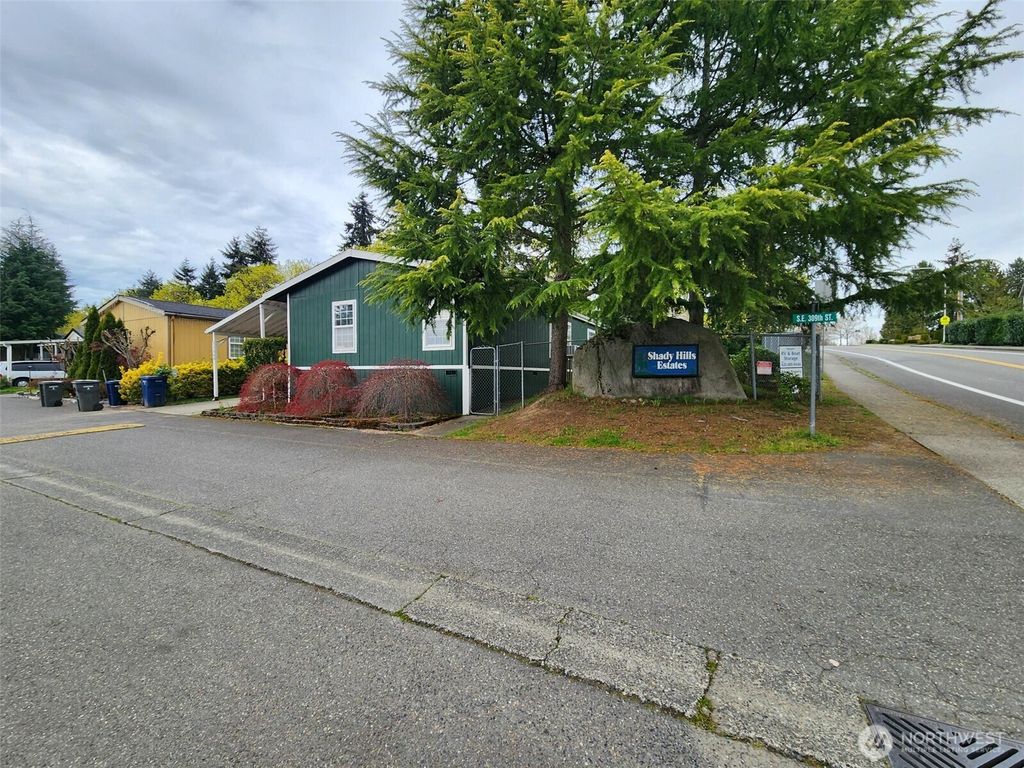Photo of 11540 SE 309th St, Auburn, WA 98092 (MLS # 2505538)