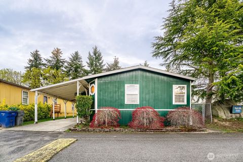 Photo of 11540 SE 309th St, Auburn, WA 98092 (MLS # 2505538)