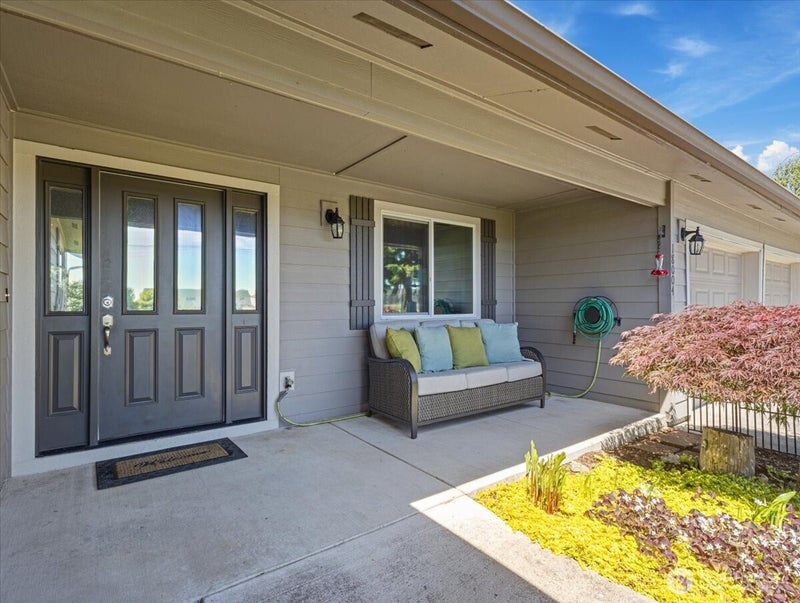 18004 NE 18th Street