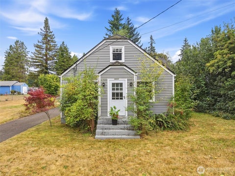 Photo of 2807 18th Avenue SE, Olympia, WA 98501 (MLS # 2583470)