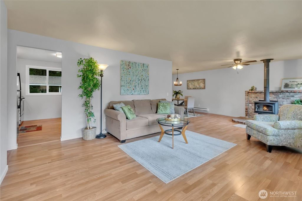 Photo of 33631 207th Place SE, Auburn, WA 98092 (MLS # 2524012)